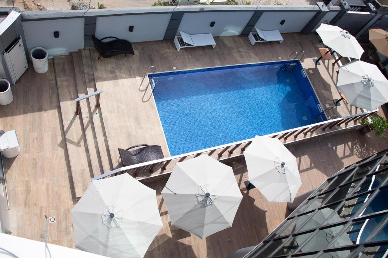 Zimansky Hotel Accra Exterior photo