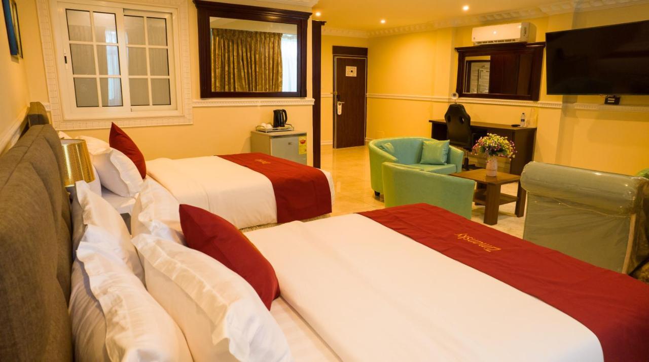 Zimansky Hotel Accra Exterior photo