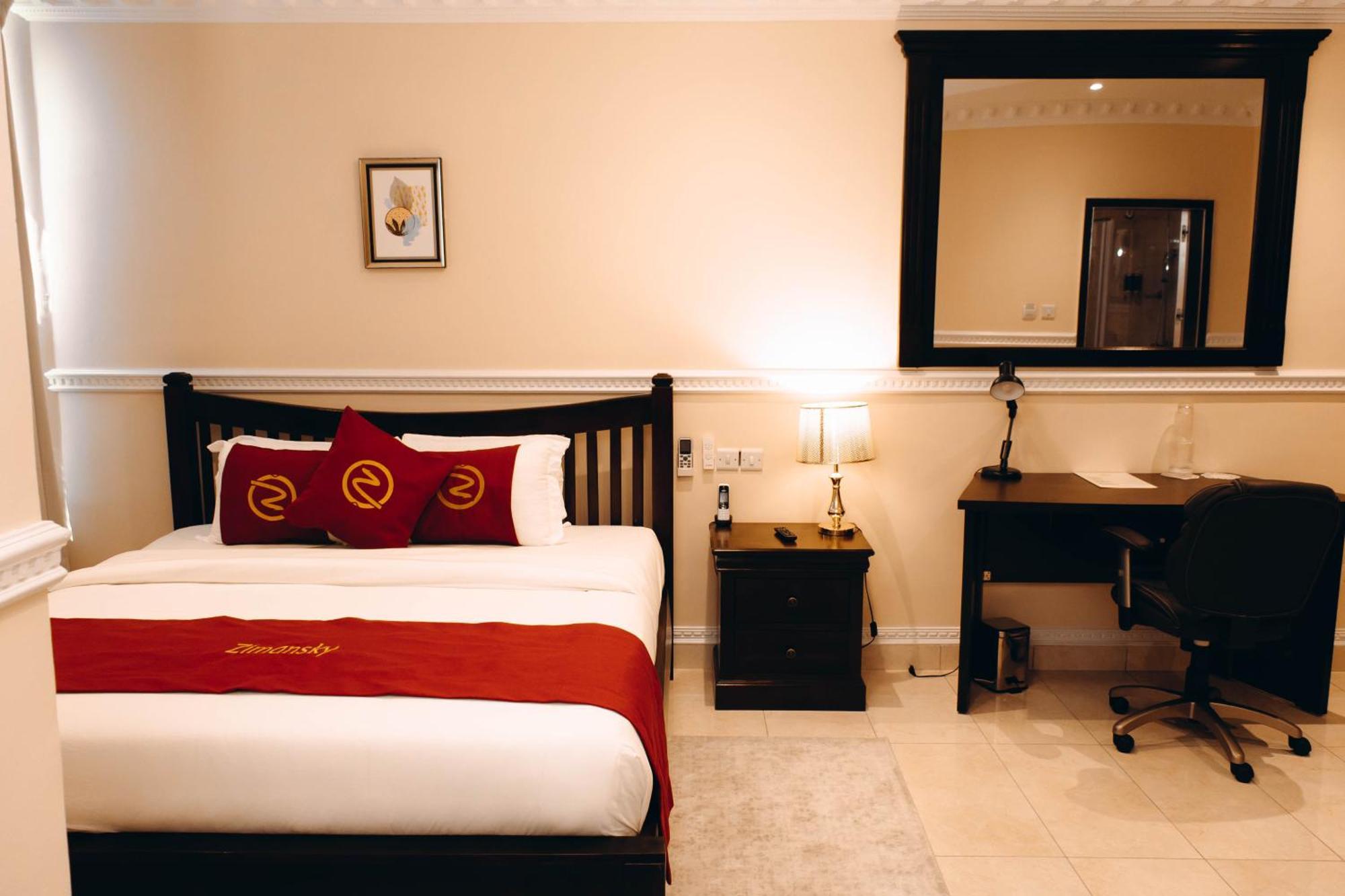 Zimansky Hotel Accra Exterior photo